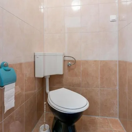 Vera Apartment