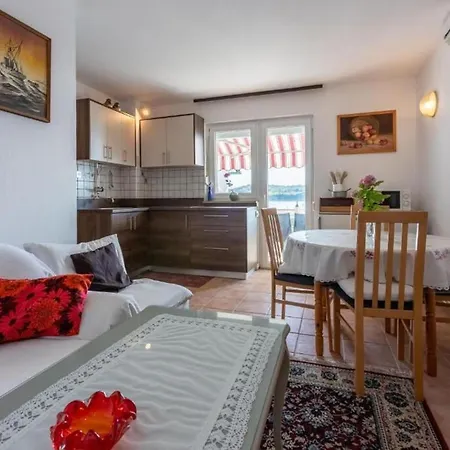 Apartment Vera *