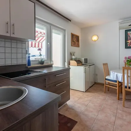 Apartment Vera Supetarska Draga